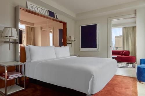 Suite con balcón del hotel Hotel Park Avenue NYC (Formerly Mondrian Park Avenue). Foto 3