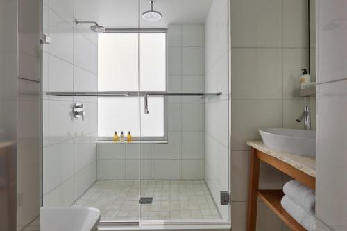 Habitación Deluxe con cama extragrande del hotel Hotel Park Avenue NYC (Formerly Mondrian Park Avenue). Foto 2