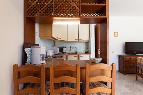 Apartamento Balcón o Terraza 1 habitación 2 Camas individuales kitchenette del hotel Apartamentos Melusina. Foto 9