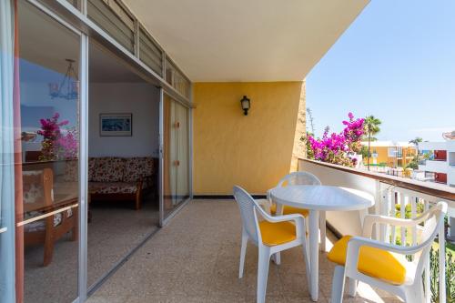 Apartamento Superior de 1 dormitorio con terraza privada - Planta superior del hotel Apartamentos Melusina. Foto 1