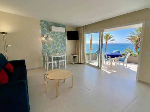 Bungalow con vistas al mar del hotel Ocean view apartments Las Flores I. Foto 4