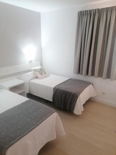 Habitación Doble Superior con vistas al mar - 2 camas del hotel Horizonte. Foto 1