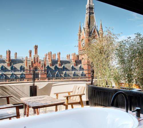 Suite Estudio con terraza del hotel The Standard London