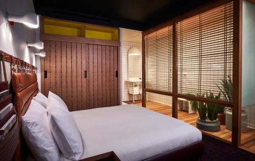 Standard King Interior - Windowless del hotel The Standard London. Foto 2