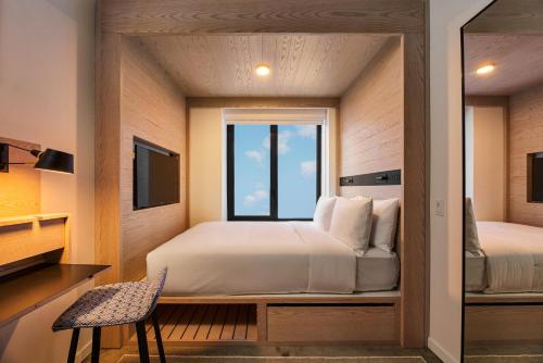 Estudio Estándar del hotel Radio. Foto 2