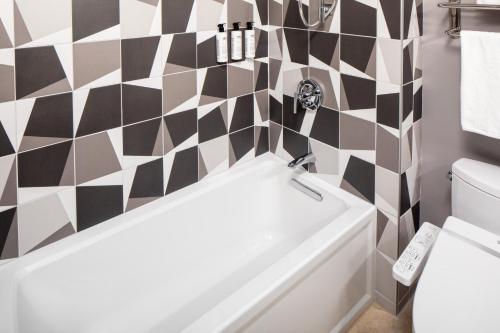 Habitación Doble Deluxe del hotel Henn na Hotel New York. Foto 4