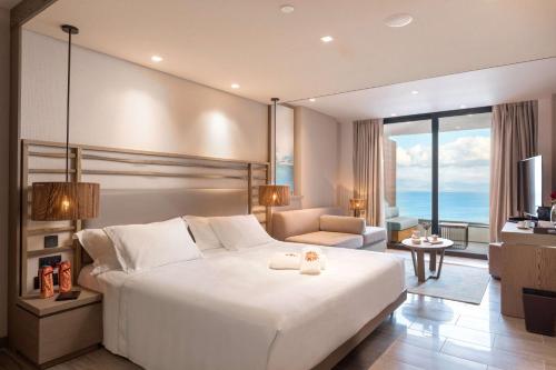 Habitación Grand con vistas al mar Jónico del hotel Angsana Corfu Resort and Spa