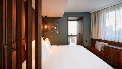Habitación Doble del hotel Le Bellune Paris. Foto 3