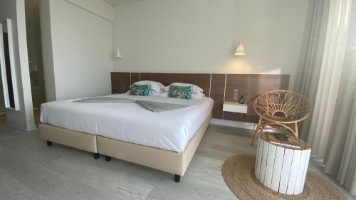 Habitación con vistas al mar - 1 cama extragrande - Planta superior del hotel Porto Covo Praia Hotel and SPA. Foto 6