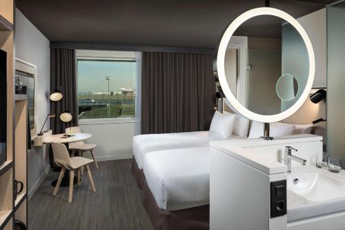 Habitación Doble The INNSiDE - 2 camas del hotel INNSiDE by Meliá Paris Charles de Gaulle Airport