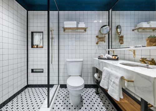 Estudio Deluxe con cama grande del hotel Merrion Row and Public House. Foto 3