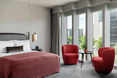 Fully Accessible Queen Room with City View del hotel The Stratford London