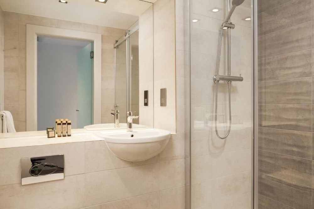 Neo Studio del hotel Roomzzz London Stratford. Foto 7