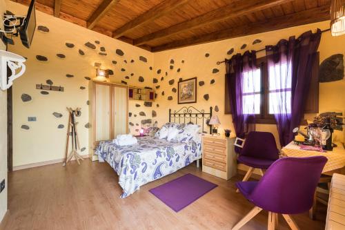Habitación Doble con vistas al parque del hotel Finca Naturacanaria. Foto 32