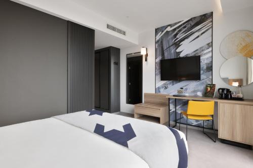 Habitación Doble adaptada para personas con movilidad reducida del hotel Riu Plaza London Victoria. Foto 4
