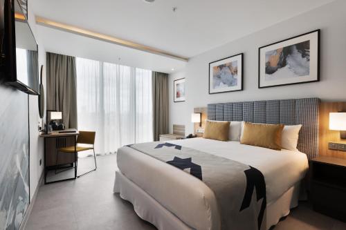 Habitación Doble adaptada para personas con movilidad reducida del hotel Riu Plaza London Victoria. Foto 5