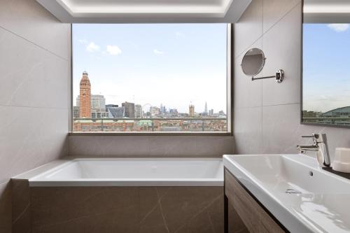 Paquete Suite Presidencial del hotel Riu Plaza London Victoria. Foto 6