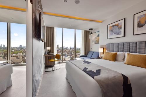 Deluxe Familiar Triple del hotel Riu Plaza London Victoria