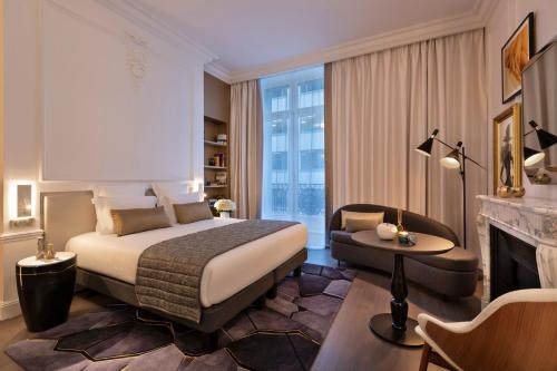 Estudio Executive del hotel La Clef Champs-Élysées Paris By The Crest Collection. Foto 5