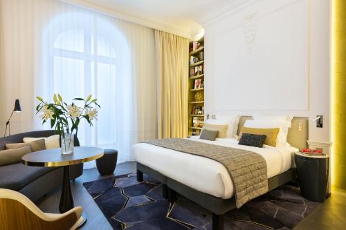 Estudio Executive del hotel La Clef Champs-Élysées Paris By The Crest Collection. Foto 5