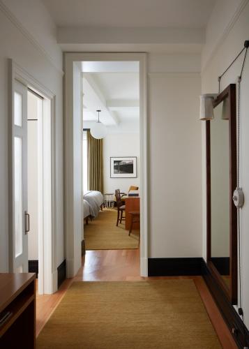 Habitación Dual con 1 cama grande del hotel Nine Orchard. Foto 2