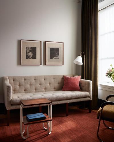 Alojamiento Clásico - 1 cama extragrande del hotel Nine Orchard