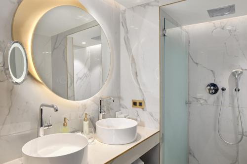 Habitación Doble Estándar del hotel Maison Albar Hotels Le Vendome. Foto 3