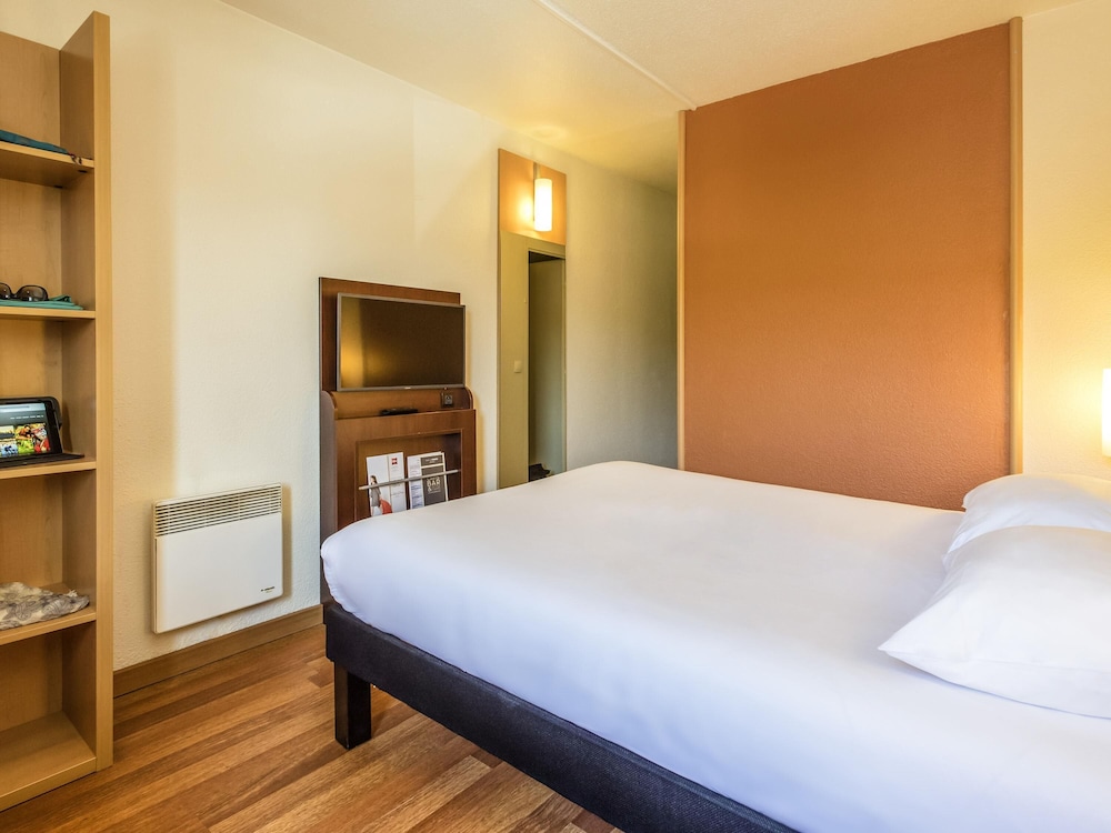 Habitación Estándar con 1 cama doble del hotel ibis Chateau Thierry