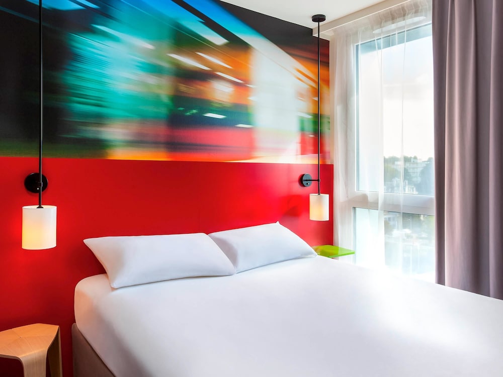 Habitación Estándar con 1 cama doble del hotel Ibis Styles Mulhouse Centre Gare. Foto 1