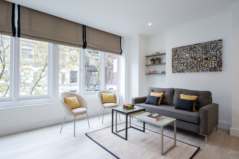 Suite ejecutiva, 1 habitación del hotel The Rosebery by Supercity. Foto 3