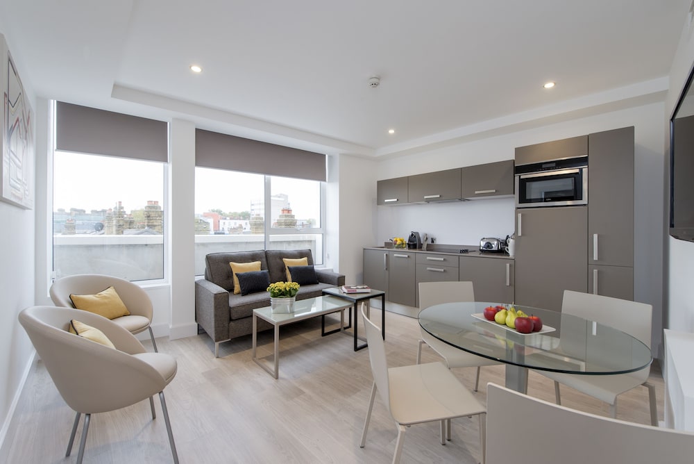 Suite, 2 habitaciones, vistas a la ciudad del hotel The Rosebery by Supercity. Foto 4