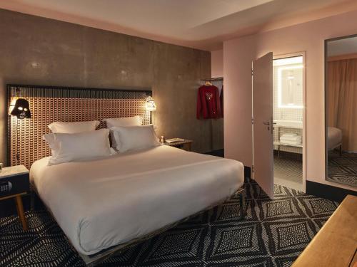 Habitación XXL Mama del hotel Mama Shelter Paris West. Foto 4
