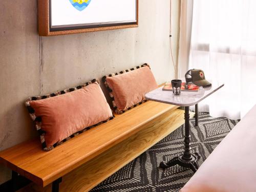 Medium Mama Double Room - Disability Access del hotel Mama Shelter Paris West. Foto 4
