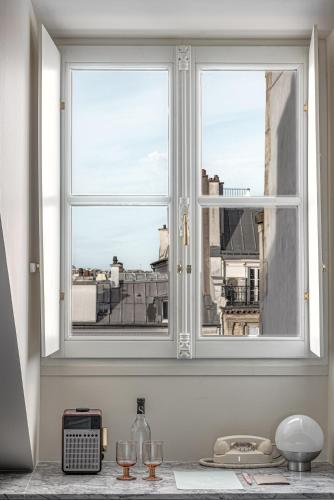 Suite Junior - Parisian Eaves del hotel Grands Boulevards Experimental. Foto 13
