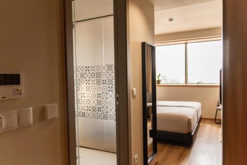 Habitación Doble Económica del hotel room Select Porto. Foto 7