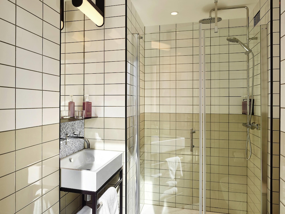 Habitación de diseño (TRIBE Essential) del hotel Tribe London Canary Wharf. Foto 6