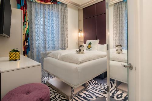 Habitación Starlet - 1 cama grande del hotel Staypineapple, An Artful Hotel, Midtown. Foto 2