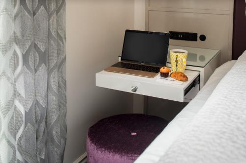 Suite Cosmo del hotel Staypineapple, An Artful Hotel, Midtown. Foto 7