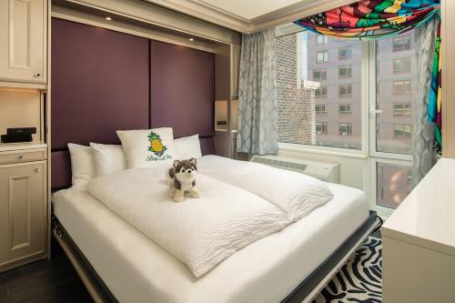 Alojamiento Cosmo Connector del hotel Staypineapple, An Artful Hotel, Midtown. Foto 4