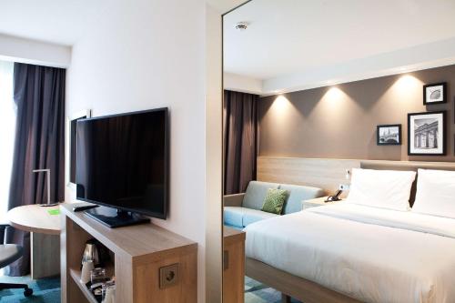 Habitación Doble con sofá cama - No fumadores del hotel Hampton By Hilton Berlin City East Side Gallery. Foto 3