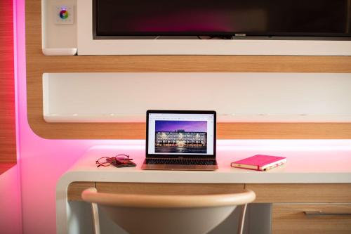 Habitación Familiar del hotel Yotel Edinburgh. Foto 4