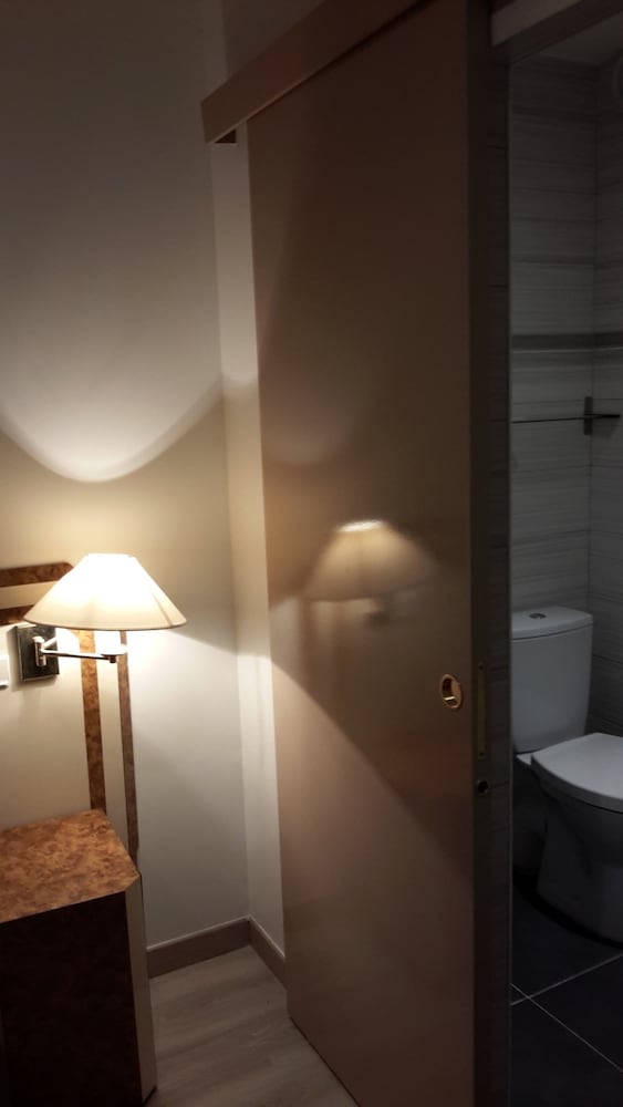 Habitación Triple del hotel Azur Montmartre