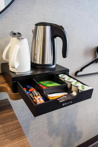 Habitación acogedora, incluye 2 camas del hotel Point A Dublin Parnell Street. Foto 9