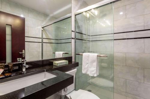 Habitación Doble Efficiency - No fumadores del hotel The L. Foto 2