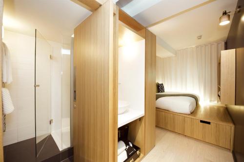 Habitación Doble sin ventanas del hotel Wilde Aparthotels by Staycity Covent Garden. Foto 3