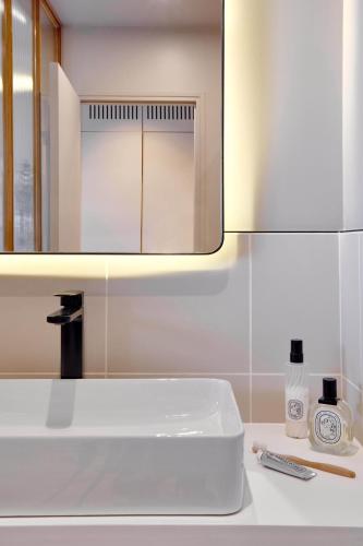 Habitación Doble Superior del hotel Tinah Paris - Reaumur Montorgueil. Foto 5