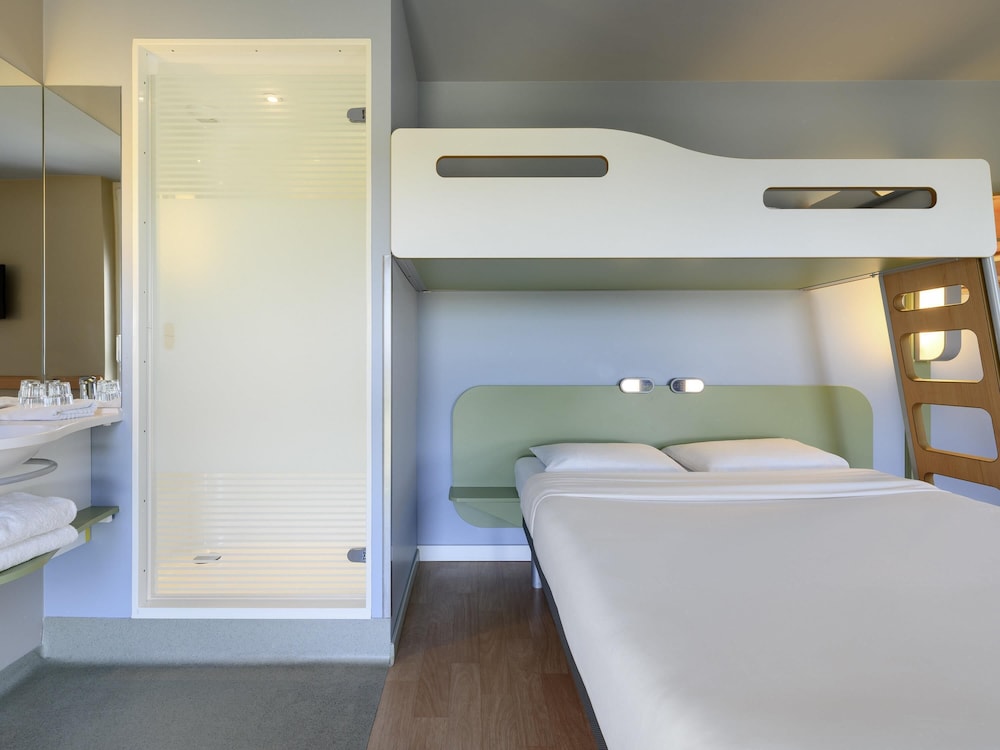 Habitación doble 1 Cama doble del hotel Ibis Budget Muenchen City Olympiapark. Foto 3