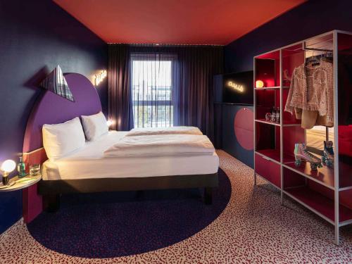 Habitación Doble Estándar del hotel Ibis Styles Muenchen Perlach. Foto 3