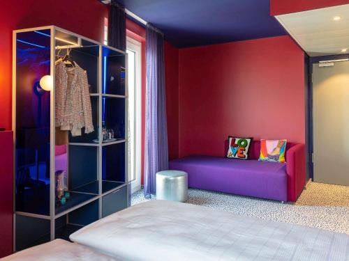 Habitación Doble Comunicada del hotel Ibis Styles Muenchen Perlach. Foto 1