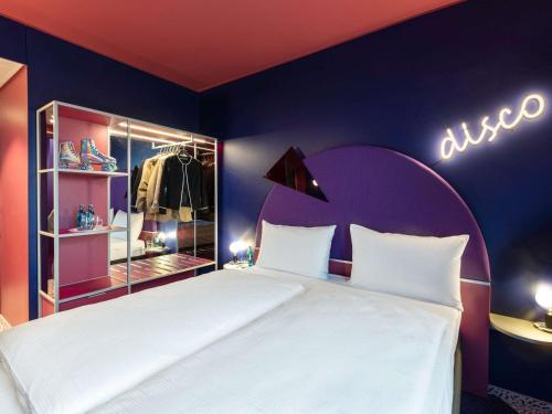 Habitación Doble Comunicada del hotel Ibis Styles Muenchen Perlach. Foto 6